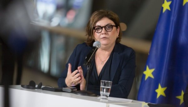 Оновлений «транспортний безвіз» має усунути напругу між перевізниками України і ЄС - єврокомісарка Оновлений «транспортний безвіз» має усунути напругу між перевізниками України і ЄС - єврокомісарка