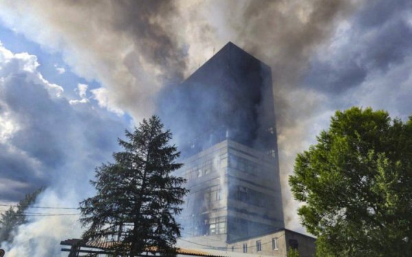 У Підмосков'ї вщент згоріла будівля військового дослідного інституту
У Підмосков'ї вщент згоріла будівля військового дослідного інституту