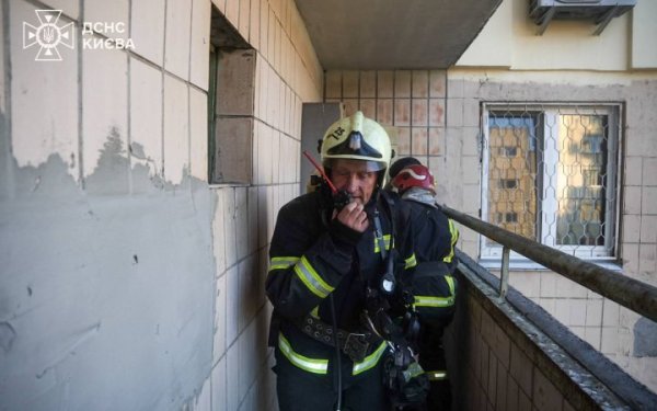 Головне за неділю, 30 червня: удар КАБами по Харкову, пошкодження багатоповерхівки в Києві, наслідки удару по Вільнянську
Головне за неділю, 30 червня: удар КАБами по Харкову, пошкодження багатоповерхівки в Києві, наслідки удару по Вільнянську