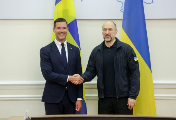 Шмигаль обговорив із представниками уряду та бізнесу Швеції збільшення інвестицій в Україну Шмигаль обговорив із представниками уряду та бізнесу Швеції збільшення інвестицій в Україну
