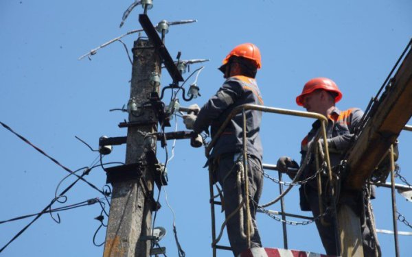 На Полтавщині через негоду без світла понад 5000 споживачів
На Полтавщині через негоду без світла понад 5000 споживачів
