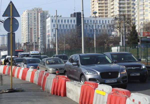 У Києві обмежать рух транспорту та пішоходів біля станції метро "Дніпро": що зміниться У Києві обмежать рух транспорту та пішоходів біля станції метро "Дніпро": що зміниться