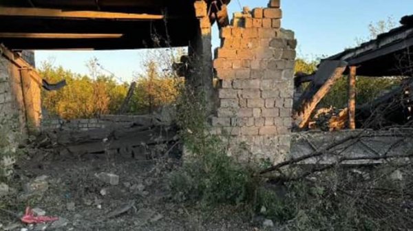 Россияне утром сбросили на Селидово авиабомбу ФАБ-500: повреждено жилье, здание ГСЧС Россияне утром сбросили на Селидово авиабомбу ФАБ-500: повреждено жилье, здание ГСЧС