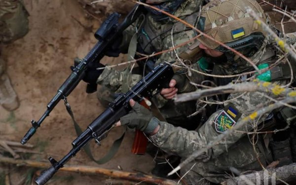 Генштаб ЗСУ: на Покровському напрямку росіяни здійснили вже 16 атак, чотири ще тривають
Генштаб ЗСУ: на Покровському напрямку росіяни здійснили вже 16 атак, чотири ще тривають