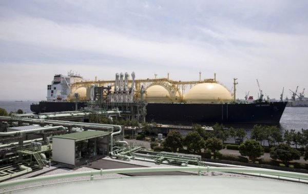 Вслед за нефтью Россия создает теневой флот для экспорта сжиженного газа, - Bloomberg
Вслед за нефтью Россия создает теневой флот для экспорта сжиженного газа, - Bloomberg