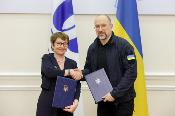 Украина получит от ЕБРР 300 миллионов евро на поддержку энергетики
Украина получит от ЕБРР 300 миллионов евро на поддержку энергетики