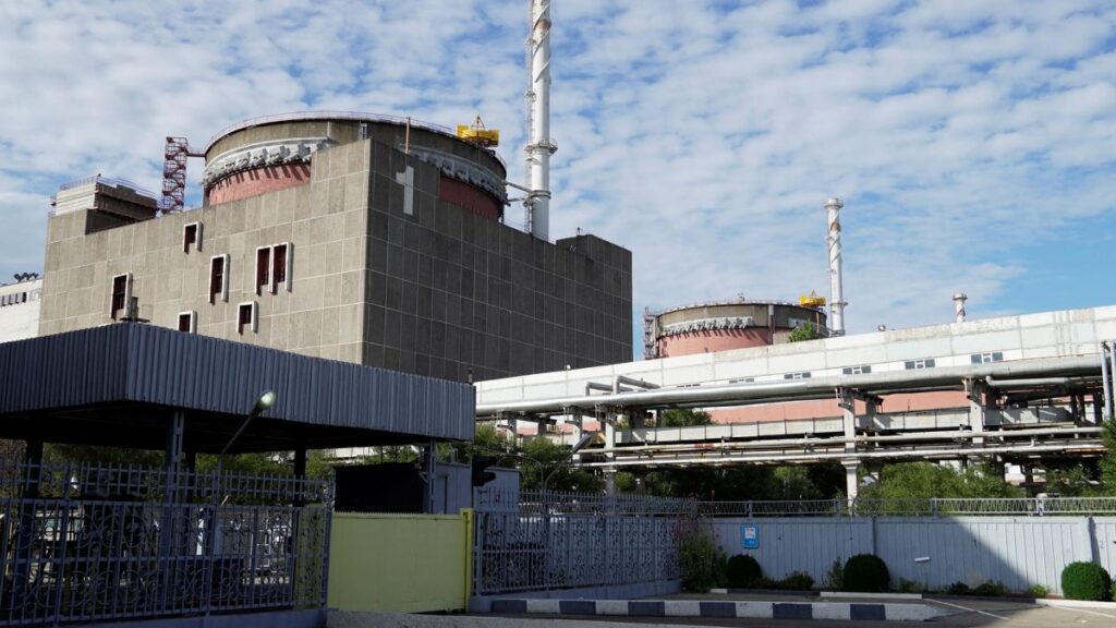 Що відомо про вибух на ЗАЕС, та яка реакція у МАГАТЕ