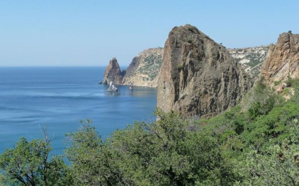 Речник ВМС ЗСУ закликав російських туристів їхати з Криму
Речник ВМС ЗСУ закликав російських туристів їхати з Криму