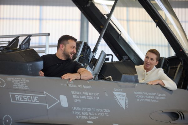 F-16 на подходе. Когда Украина получит истребители и скоро ли будет эффект на фронте
F-16 на подходе. Когда Украина получит истребители и скоро ли будет эффект на фронте
