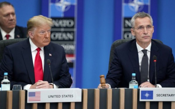 Столтенберг запевнив, що НАТО "переживе президентство Трампа"
Столтенберг запевнив, що НАТО "переживе президентство Трампа"