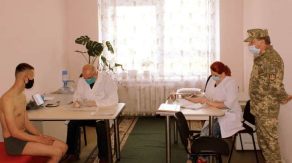 В Минобороны уточнили, когда надо проходить ВВК: не при обновлении данных В Минобороны уточнили, когда надо проходить ВВК: не при обновлении данных