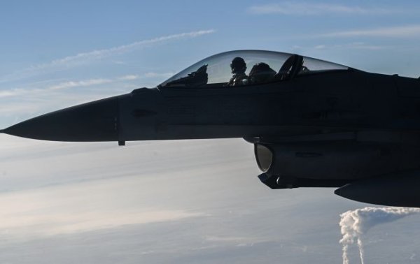 Сколько самолетов F-16 передадут Украине в 2024 году: расчет эксперта
Сколько самолетов F-16 передадут Украине в 2024 году: расчет эксперта