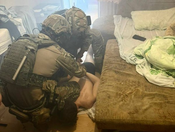 Стрелок из Днепра: Как полиция искала возможного убийцу Фарион и каковы его мотивы
Стрелок из Днепра: Как полиция искала возможного убийцу Фарион и каковы его мотивы