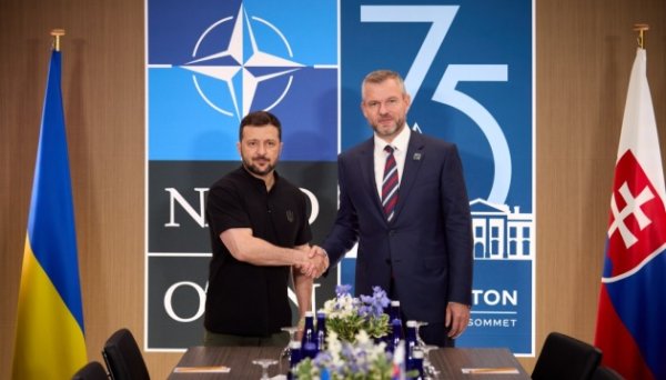 Президенти України і Словаччини обговорили перспективи спільних проєктів в енергетиці Президенти України і Словаччини обговорили перспективи спільних проєктів в енергетиці