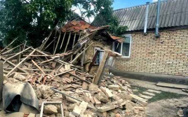 Росіяни знову атакували Нікопольщину дронами, є руйнування
Росіяни знову атакували Нікопольщину дронами, є руйнування