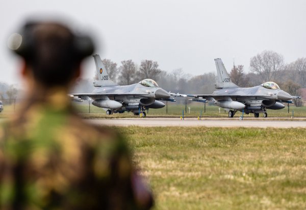 F-16 на подходе. Когда Украина получит истребители и скоро ли будет эффект на фронте
F-16 на подходе. Когда Украина получит истребители и скоро ли будет эффект на фронте