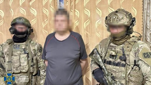 В Харькове задержан российский шпион, который "охотился" за секретными документами В Харькове задержан российский шпион, который "охотился" за секретными документами