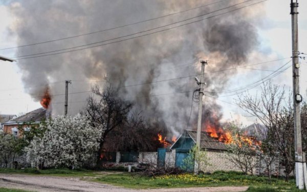 Внаслідок ракетного удару армії РФ по Лозовій Харківської області загинула людина
Внаслідок ракетного удару армії РФ по Лозовій Харківської області загинула людина