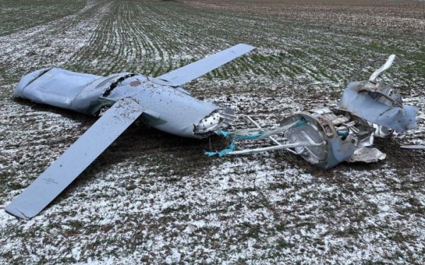 Російська ракета Х-101, якою росіяни поцілили в “Охматдит”, може містити 50 західних компонентів, ‒ FT
Російська ракета Х-101, якою росіяни поцілили в “Охматдит”, може містити 50 західних компонентів, ‒ FT