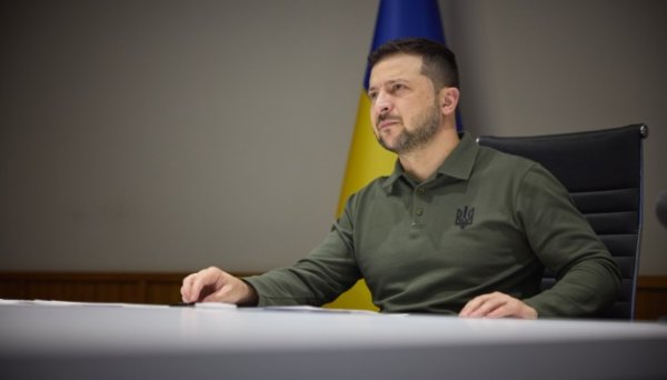 Зеленський: Не хочемо продовжувати газовий контракт із Росією, щоб вона не заробляла тут гроші Зеленський: Не хочемо продовжувати газовий контракт із Росією, щоб вона не заробляла тут гроші