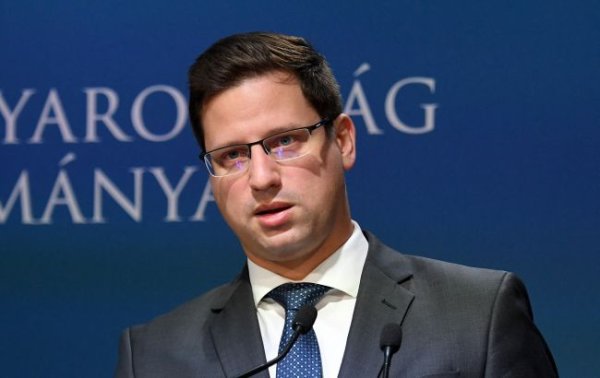 Венгрия обвинила Украину в "шантаже" транзитом нефти "Лукойла" и назвала три варианта
Венгрия обвинила Украину в "шантаже" транзитом нефти "Лукойла" и назвала три варианта