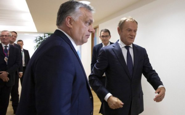 Прем'єр Польщі натякнув Орбану, що не варто їхати в Москву
Прем'єр Польщі натякнув Орбану, що не варто їхати в Москву
