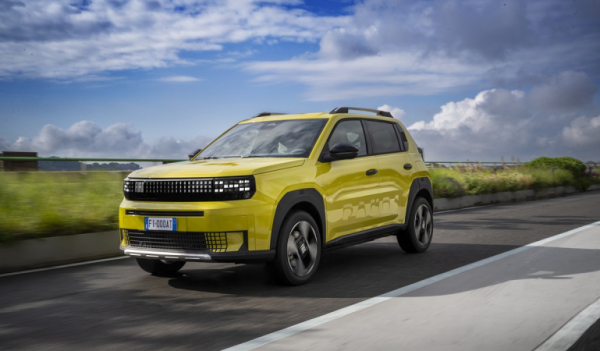 Электрическая и гибридная версии: Fiat представил новый Grande Panda (фото)
Электрическая и гибридная версии: Fiat представил новый Grande Panda (фото)