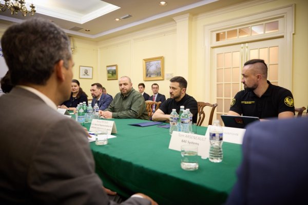 Зеленський зустрівся з представниками оборонних компаній США - про що говорили Зеленський зустрівся з представниками оборонних компаній США - про що говорили