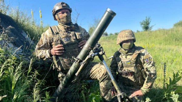 ВСУ за сутки обезвредили 1 130 оккупантов и сожгли 54 артсистемы ВСУ за сутки обезвредили 1 130 оккупантов и сожгли 54 артсистемы