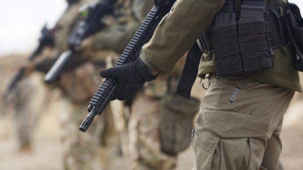 В Харьковской области произошла стрельба между военными: 3 погибших, 4 раненых В Харьковской области произошла стрельба между военными: 3 погибших, 4 раненых