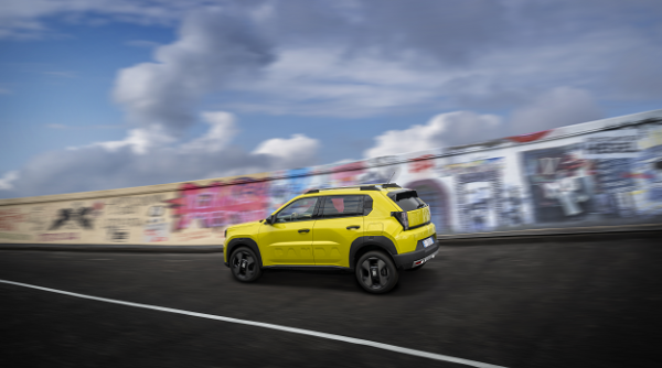 Электрическая и гибридная версии: Fiat представил новый Grande Panda (фото)
Электрическая и гибридная версии: Fiat представил новый Grande Panda (фото)