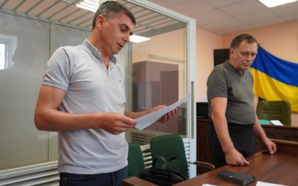Сторожа київської поліклініки, який не впустив людей в укриття, засудили на 4 роки
Сторожа київської поліклініки, який не впустив людей в укриття, засудили на 4 роки