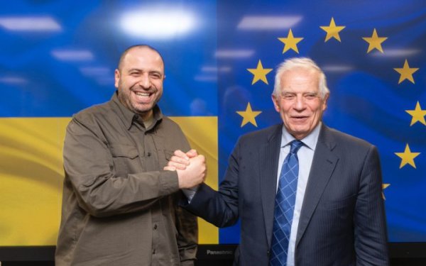 Умєров обговорив з Боррелем використання прибутків із заморожених активів РФ
Умєров обговорив з Боррелем використання прибутків із заморожених активів РФ