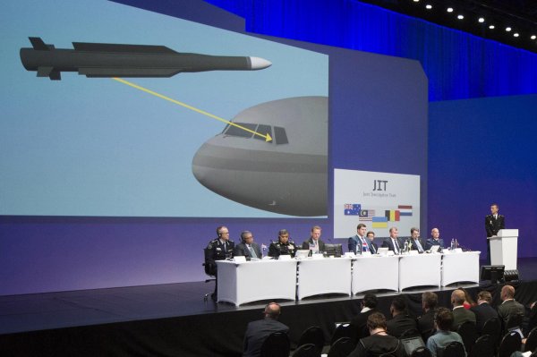 10 лет назад Россия сбила малайзийский Boeing над Украиной. Что известно о трагедии
10 лет назад Россия сбила малайзийский Boeing над Украиной. Что известно о трагедии