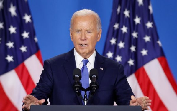 Демократы следят, Трамп радуется. Скажутся ли оговорки Байдена на участии в выборах в США
Демократы следят, Трамп радуется. Скажутся ли оговорки Байдена на участии в выборах в США