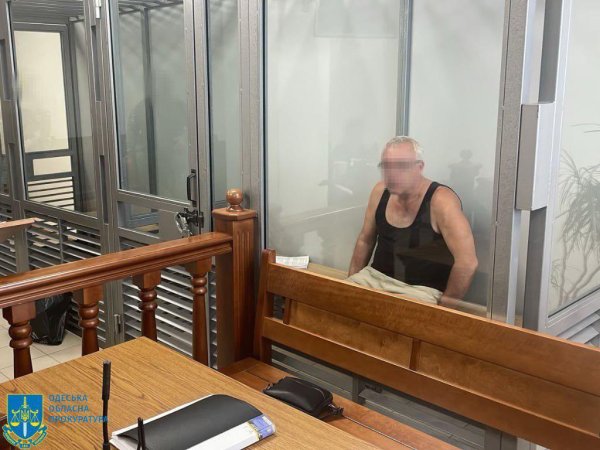 Затримали 55-річного навідника із Одещини, який "шукав" ППО та військові частини
Затримали 55-річного навідника із Одещини, який "шукав" ППО та військові частини
