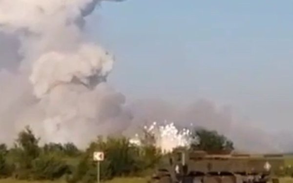 Дрони СБУ атакували великий склад боєприпасів у Воронезькій області РФ, — джерела
Дрони СБУ атакували великий склад боєприпасів у Воронезькій області РФ, — джерела