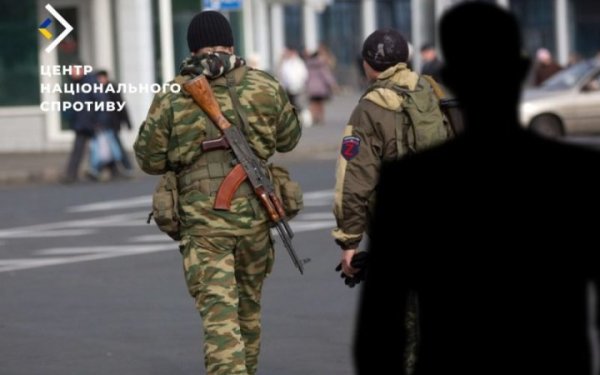 Росіяни звозять на окуповані території України "ополченців", — ЦНС
Росіяни звозять на окуповані території України "ополченців", — ЦНС