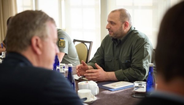 Данія першою з країн НАТО напряму фінансуватиме українські виробництва зброї та боєприпасів Данія першою з країн НАТО напряму фінансуватиме українські виробництва зброї та боєприпасів