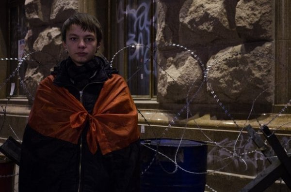 "Судьба готовила к войне". История защитника, который вышел из Иловайска, но погиб под Бахмутом
"Судьба готовила к войне". История защитника, который вышел из Иловайска, но погиб под Бахмутом