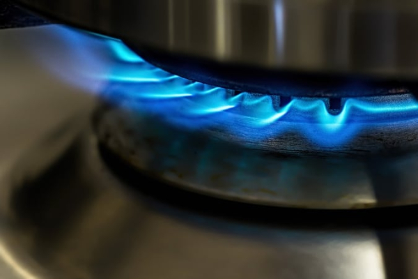 НБУ ожидает повышения тарифов для населения на газ и отопление с 2025 года
НБУ ожидает повышения тарифов для населения на газ и отопление с 2025 года