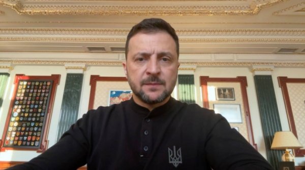 Зеленский предложил Раде законопроект, который должен лишить церковь московского влияния Зеленский предложил Раде законопроект, который должен лишить церковь московского влияния
