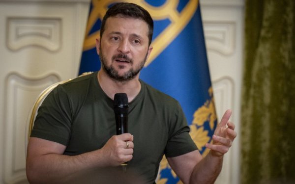Зеленський: Путін готовий на "дипломатичне" закінчення війни за умови втрати Україною 30% території
Зеленський: Путін готовий на "дипломатичне" закінчення війни за умови втрати Україною 30% території