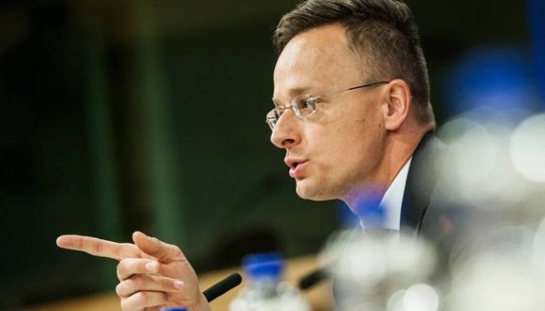 Сійярто звинуватив Єврокомісію у навмисному перешкоджанні енергопостачанню Угорщини Сійярто звинуватив Єврокомісію у навмисному перешкоджанні енергопостачанню Угорщини