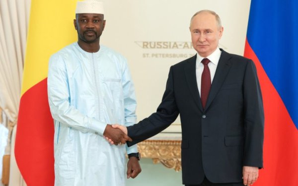 Через підтримку РФ Малі залишилось без грошей і шведського посла
Через підтримку РФ Малі залишилось без грошей і шведського посла