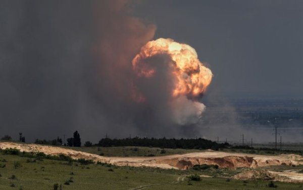 Появился спутниковый снимок уничтоженного склада боеприпасов в Воронежской области
Появился спутниковый снимок уничтоженного склада боеприпасов в Воронежской области