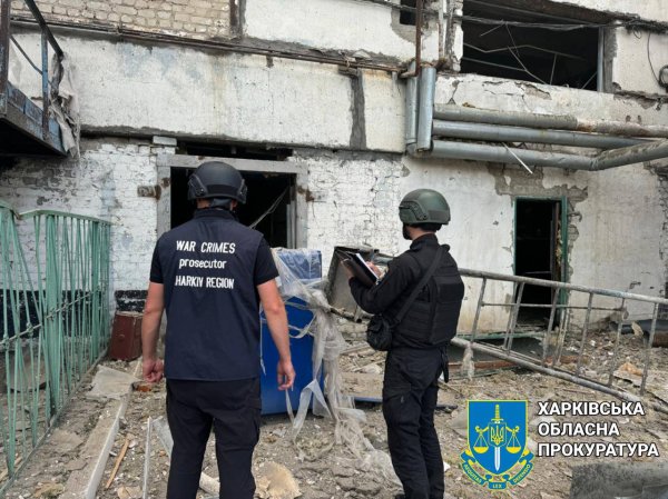 Росіяни атакували КАБами підприємство на Харківщині, загинули люди (оновлено)
                                