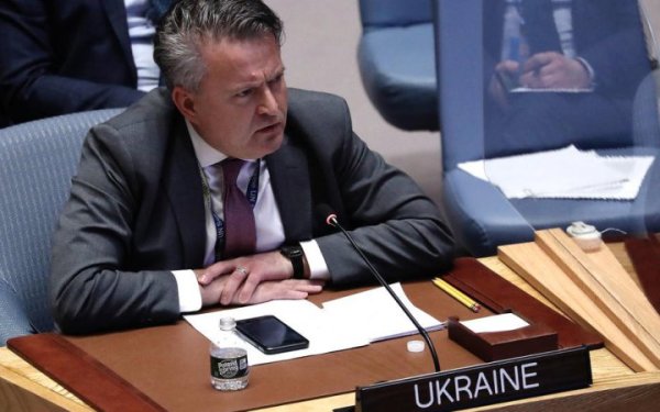 Україна на засіданні Радбезу ООН попросила про "два конкретних рішення"
Україна на засіданні Радбезу ООН попросила про "два конкретних рішення"
