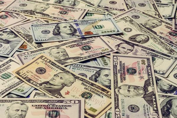 Украина с февраля 2022 года привлекла от партнеров более $93 миллиардов
Украина с февраля 2022 года привлекла от партнеров более $93 миллиардов