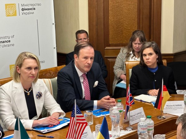 У Мінфіні розповіли послам G7 своє бачення реформи митниці У Мінфіні розповіли послам G7 своє бачення реформи митниці